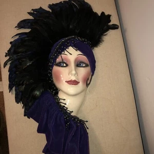 Art Deco Porzellan Dame Gesichtsmaske Federn Wandbehang Dekor 22” mal 13” - Bild 1 von 8
