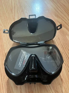 Atomic Aquatics Black Diving Frameless Mask Medium - Picture 1 of 2