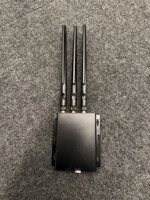 Collie (GL-X300B) Industrial 4G Gateway - Image 1 of 3