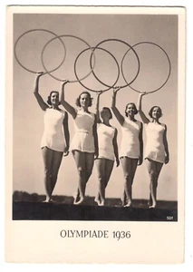 Berlin  Sport Frauen mit Olympia Ringen Jutta Selle Foto AK  Olympiade 1936 - Picture 1 of 2