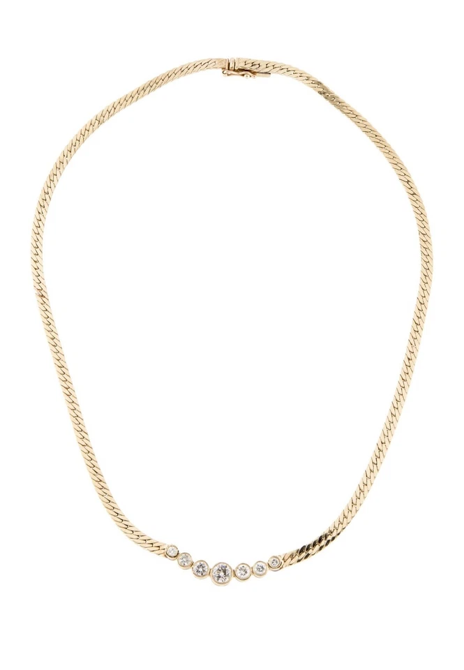 Collar con collar de diamantes de oro amarillo de 14K Foto 1 de 2
