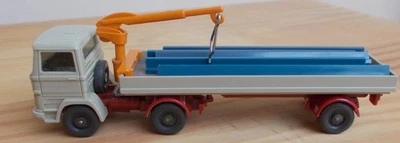 Wiking MB  1317 Baustoffwagen Pritsche mit Kran + Ladung  - Bild 1 von 4
