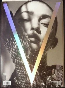 V MAGAZINE #134 Spring 2022 GIGI HADID Milena Smit GRACIE ABRAMS Sherry Shi @New - Picture 1 of 7