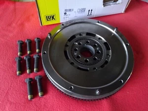 LUK ZWEIMASSENSCHWUNGRAD ZMS FÜR BMW E 28 E 30 E 34 E39 415002110 - Bild 1 von 6