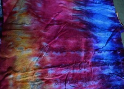 TYE DYE BATIK  PRINT  100% COTTON FLANNEL FABRIC   66X45 INCHES   1.8 YARDS - Image 1 of 2