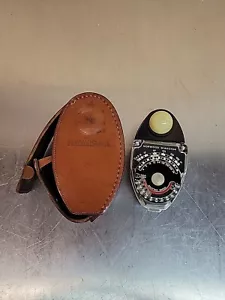 Vintage The Norwood Director Exposure Meter Model b in Case - Picture 1 of 11