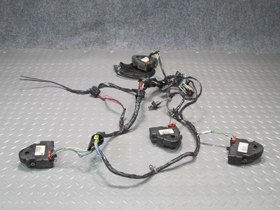 2008-2009 HUMMER H2 FRONT A/C HEATER FLAP DOOR ACTUATOR MOTOR WIRING SET - Image 1 of 4