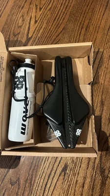 WOVE V8 V2 Saddle + Double BTS Bottle Bracket + Elite Fly Bottle (950 mL) - Image 1 of 4