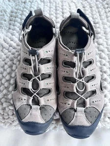 Lands End womens Size 8EE taupe/Tan Outdoor Hiking shoe Drawstring No Laces EC - Picture 1 of 12