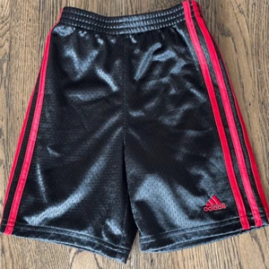 EUC Adidas Boys Athletic Shorts - Size 6 - Picture 1 of 4