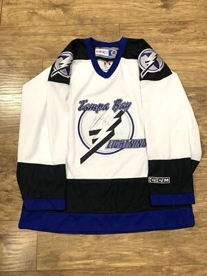 NHL Tampa Bay Lightning Vintage Jersey Autographed Vincent Lecavlier - Image 1 of 4