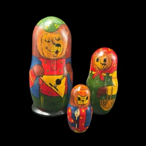 Hand Painted Wooden 3 Bear Nesting Dolls Matryoshka Momma, Papa and Baby Vintage - Picture 1 of 13
