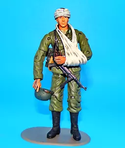1:18 BBI Elite Force WWII German Wehrmacht Wounded Soldier w/ Arm Sling Bandage - Picture 1 of 12