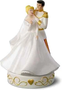 2018 Premium Cinderella So This Is Love Hallmark Keepsake Ornament - Picture 1 of 3