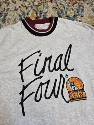 Винтажная футболка 90-х NCAA Final Four с вышивкой размер S/M баскетбол  - Изображение 1 из 4