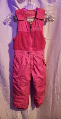 Pink Snozu Snowsuit for Kids. Youth Size 6. In Excellent Used Condition - Image 1 of 4