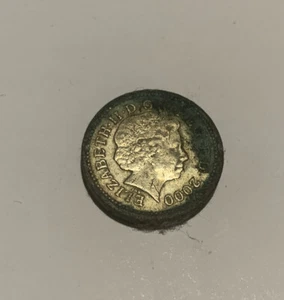 Preowned- Rare 2000 British One Pound Coin “PLEIDIOL WYF I'M GWLAD” Error - Picture 1 of 8