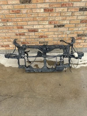 Infiniti M35 M45 2006-2010 soporte de núcleo de radiador Foto 1 de 4