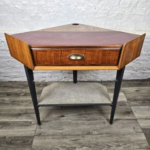 Vintage Retro 60er Jahre Dreieck Lederplatte Holz Beistell Ecktisch Mid Century - Bild 1 von 14