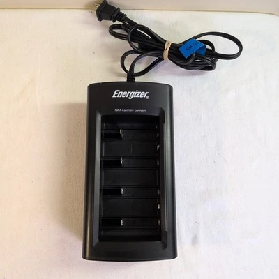 Energizer Class 2 Battery Charger CHFC3 100-240V Charges C D AA AAA 9V LED Light - Image 1 of 4
