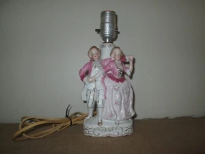 Vtg Victorian Courting Couple Small Glossy Porcelain Table Lamp *Made IN Japan - Picture 1 of 9