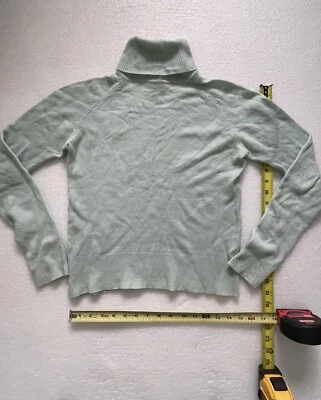 Suéter largo de cuello alto de cachemir azul Bebe para mujer-suave talla grande ajuste en forma de L Foto 1 de 4