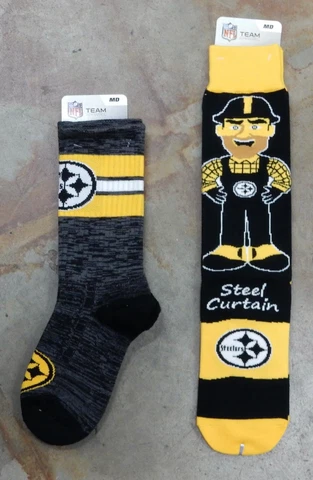 2 Pack NFL Pittsburgh Steelers Gift Socks First String Medium Mascot Flag 5-10 Cover