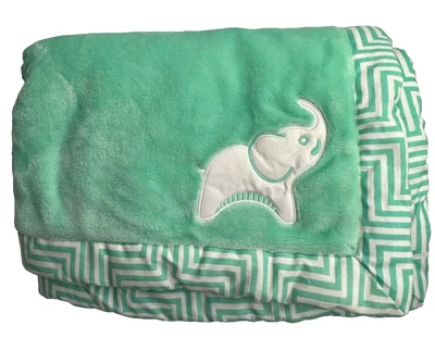Fisher Price Manta Bebé Elefante Suave Verde Menta Blanco Borde Chevron 30x40 Foto 1 de 4
