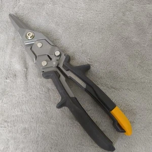 Herramienta de diseño ergonómico patentada recortes de aviación de corte recto Toughbuilt - Imagen 1 de 9
