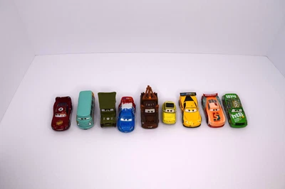Lote de 9 Figuras Coches Disney Pixar Diecast Plástico y Metal Foto 1 de 4