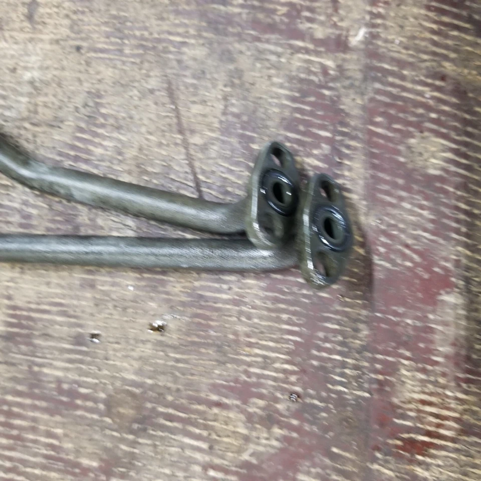 2000 - 2005 2001 年川崎 ZR7S ZR750 原始设备制造商油冷却液散热器带线 — 第 1/4 张图片