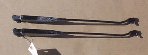 80 - 97 FORD OBS F150 BRONCO F250 F350 WINDSHIELD WIPER ARMS PAIR PIN STYLE TIPS - Picture 1 of 5