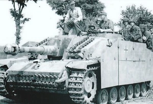 WK II Deutsches Foto == Stug III Panzer - Seitenpanzer - Bild 1 von 1