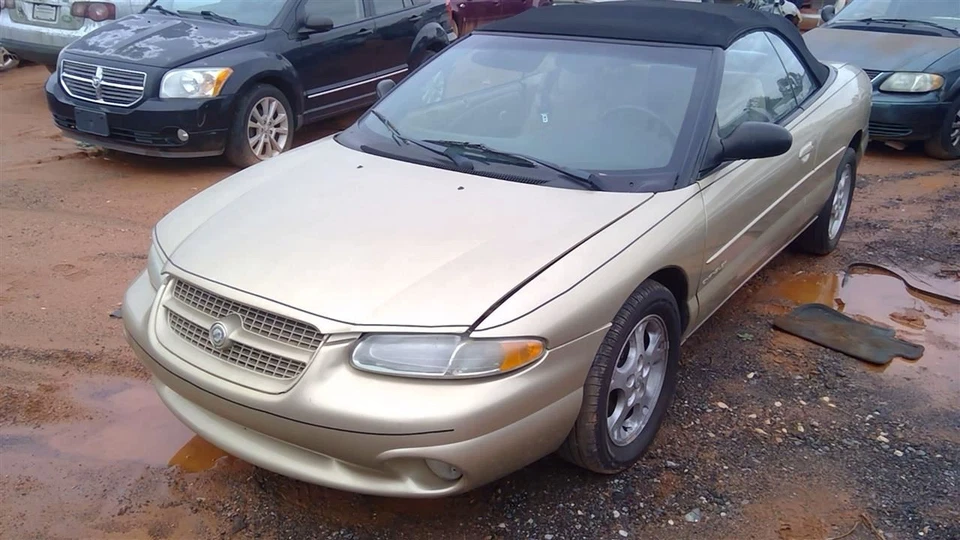 Depósito de refrigerante compatible con 95-00 CIRRUS 261376 Foto 1 de 4