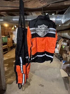 Traje de lluvia Harley Davidson para montar chaqueta pantalones cubiertas para botas y bolsa talla grande Foto 1 de 4