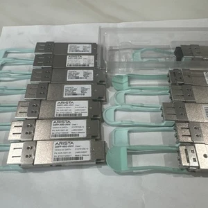 Arista QSFP-40G-UNIV Optical Transceiver XVR-10071-20 - Picture 1 of 2