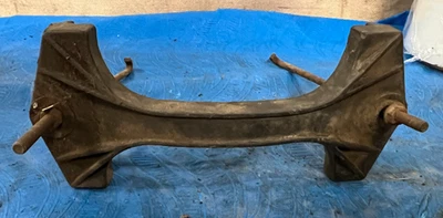 Soporte de abrazadera de retención de batería Ford Ranger Bronco II 1983-88 E37F-10755-BA B34 Foto 1 de 4