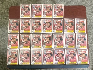 1981 Fleer 310 Pete Rose LOT x 25 Philadelphia Phillies c629 Free Shipping - Picture 1 of 13