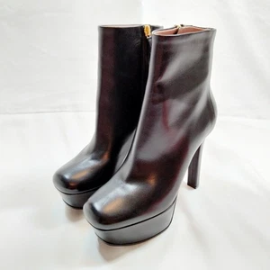 Gucci Boots Women Black Leather (calf) 3132182 - Picture 1 of 11