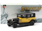 Brooklin BML19 - 1930 GMC Model 6 Taxi Cab "Yellow Cab" (Yellow/Black)