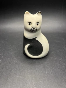 Highbank Porcelain Cat Figurine Bisque Finish Modernist Design Scotland - Picture 1 of 6