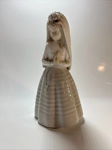 Nao Lladro glänzende Porzellanfigur Mädchen betend / Erstkommunion 9 Zoll - Bild 1 von 6