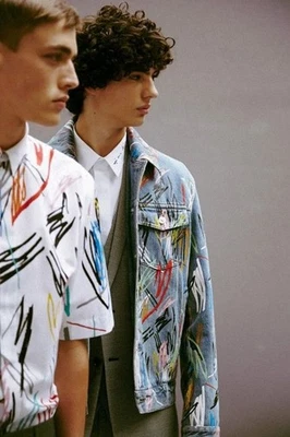 [48] Chaqueta de mezclilla pintada graffiti Dior Homme S/S 2015 Foto 1 de 4