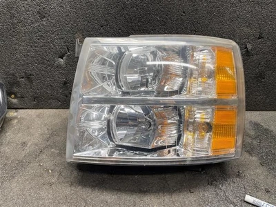 Driver Left Headlight Fits 07-14 SILVERADO 2500 PICKUP 2006665 - Image 1 of 4