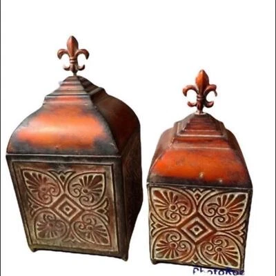 Pair of Rustic Metal Fleur de Lis Containers Patina Rust Finish - Image 1 of 2