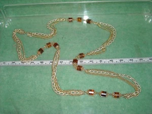 Vintage Sarah Coventry tag light weight brushed gold & faux amber long necklace - Picture 1 of 3