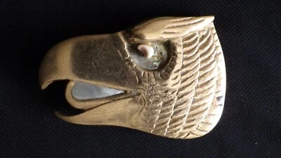 Hebilla de cinturón vintage de latón madreperla y coral Foto 1 de 4