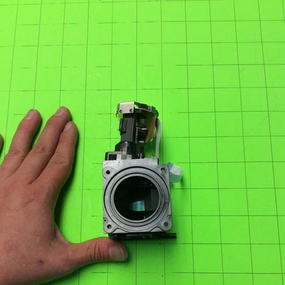 Conjunto de lente de proyector de video Toshiba TDP-T99 rueda de color Foto 1 de 4