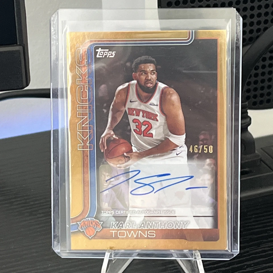 2025 Topps Karl Anthony Towns Gold Auto /50 - Image 1 of 4