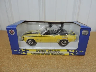 1969 Chevrolet Camaro SS 396 CROWN PREMIUMS 1/24 NAPA tools car diecast box Z - Image 1 of 4